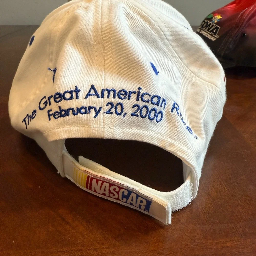 The Unbranded Brand lot vintage